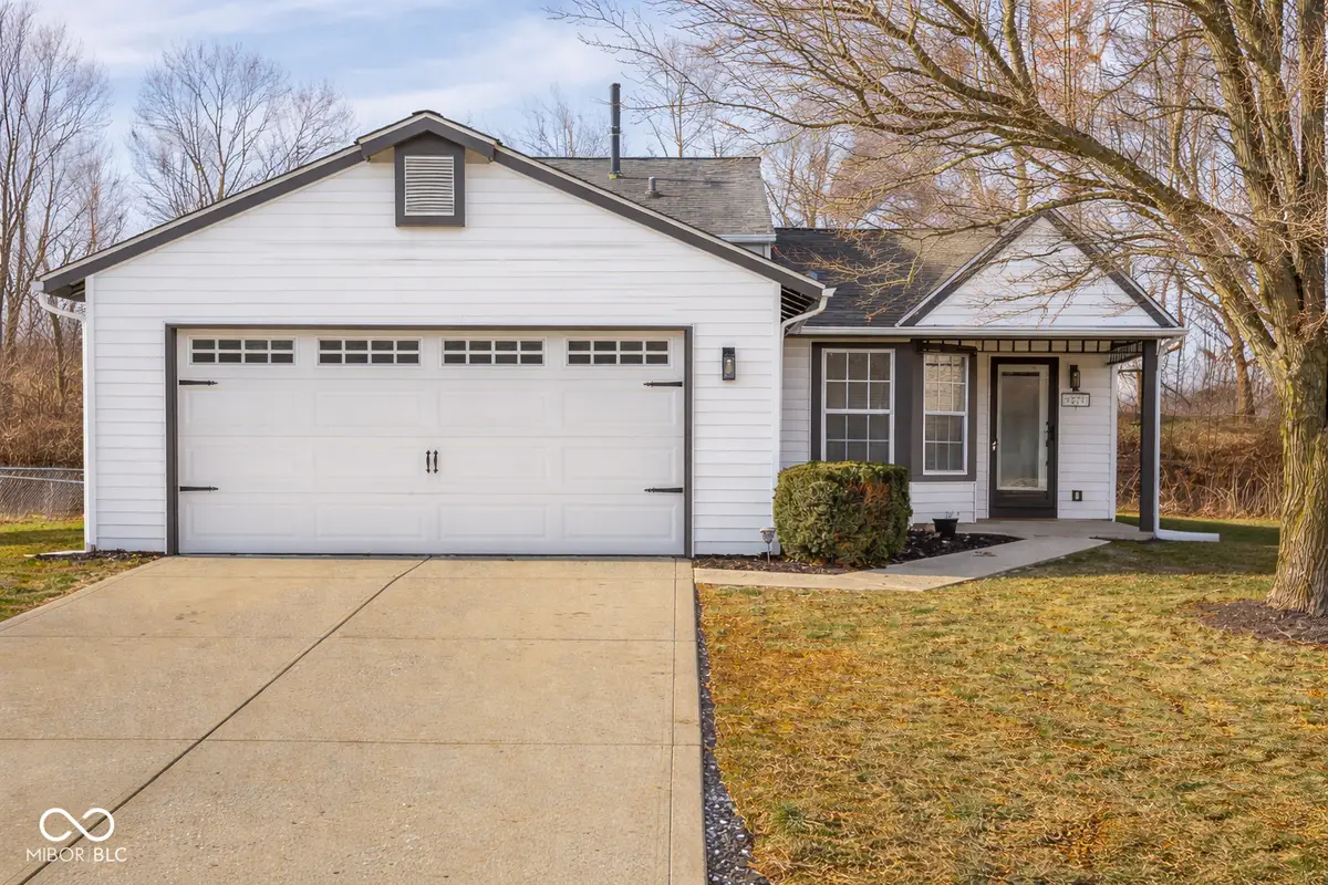 8278 N Waterford Drive, Columbus, IN 47201 - #1