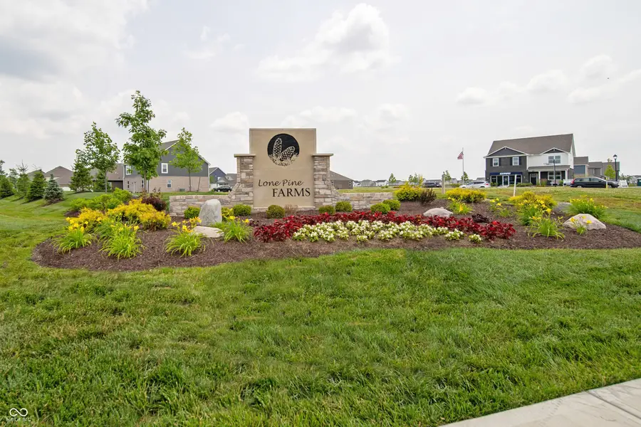 5924 Norfolk Row, Greenwood, IN 46143 - #2