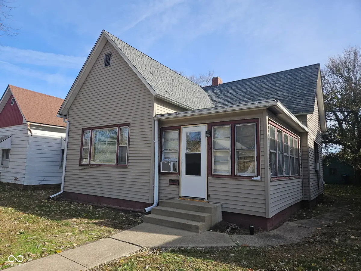 1122 S 10th Street, Terre Haute, IN 47802 - Image #1