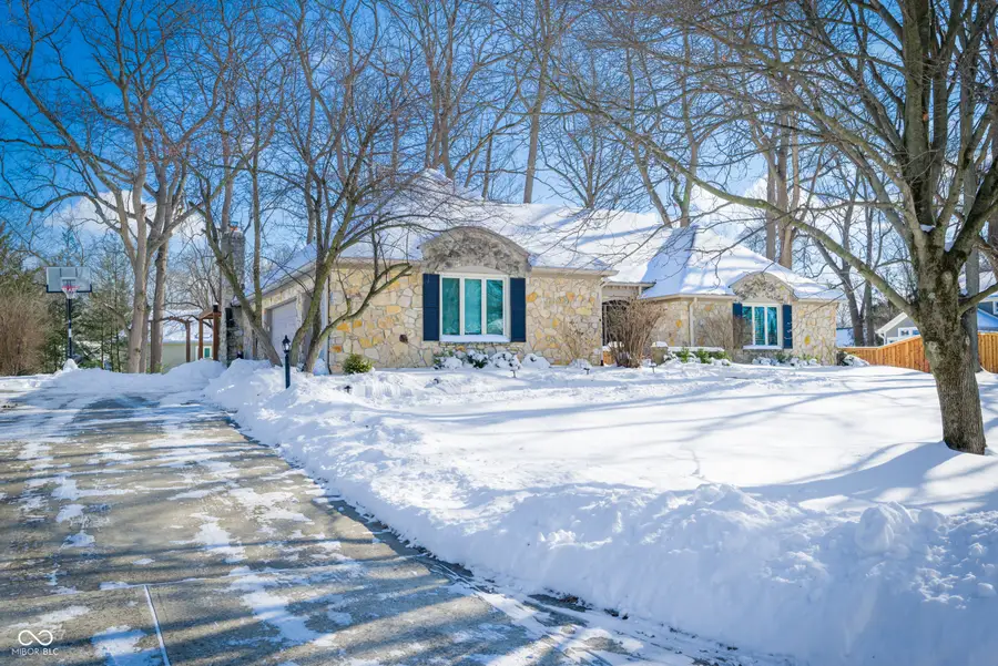 195 Governors Lane, Zionsville, IN 46077 - Image #3