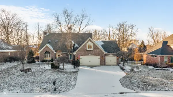 11254 Woods Bay Lane, Indianapolis, IN 46236