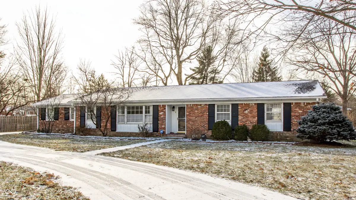 647 Spring Mill Lane, Indianapolis, IN 46260 - Image #1