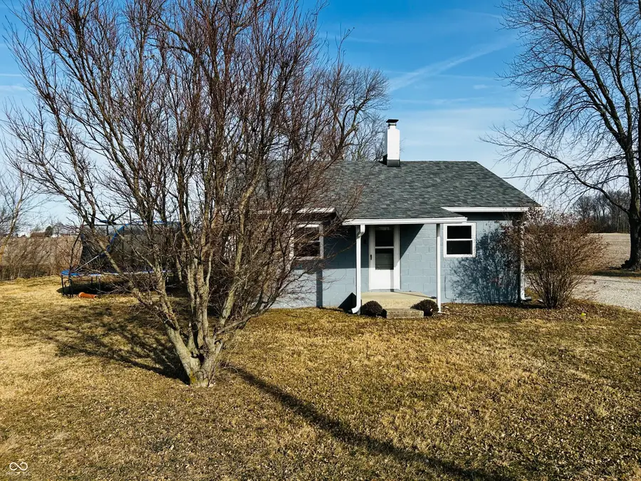 606 W 450 S, Shelbyville, IN 46176 - #2