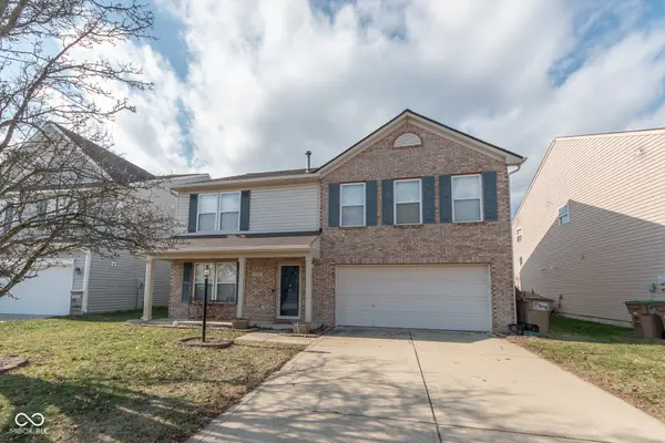 3244 Rolling Hill Drive, Columbus, IN 47201