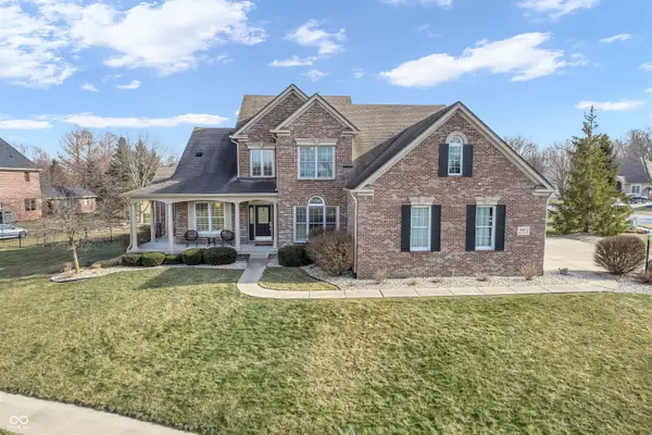 4744 Pearcrest Way, Greenwood, IN 46143