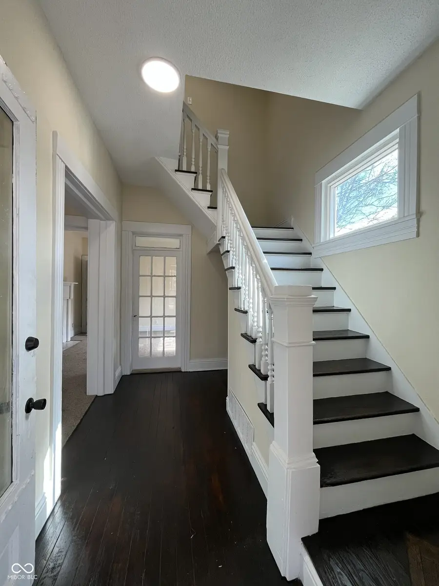 311 N Mill Street, Veedersburg, IN 47987 - #2