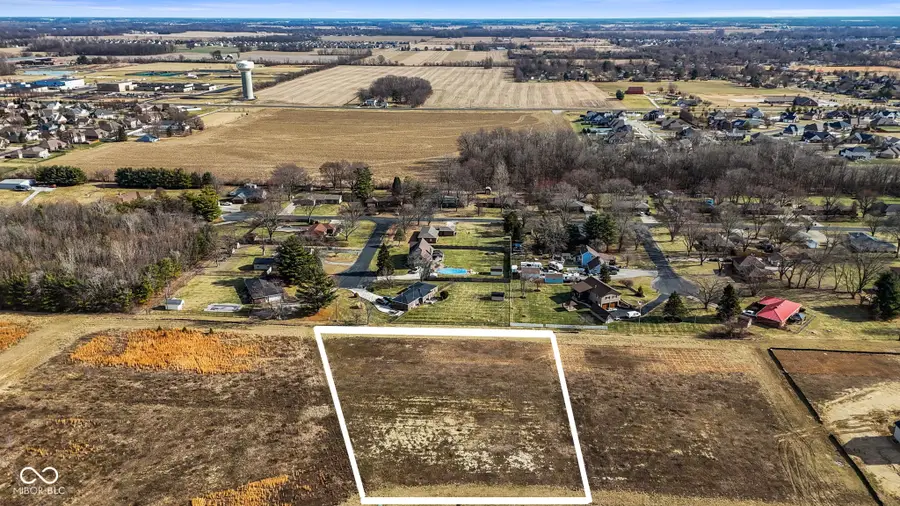 2687 S Kings Way, New Palestine, IN 46163 - Image #2