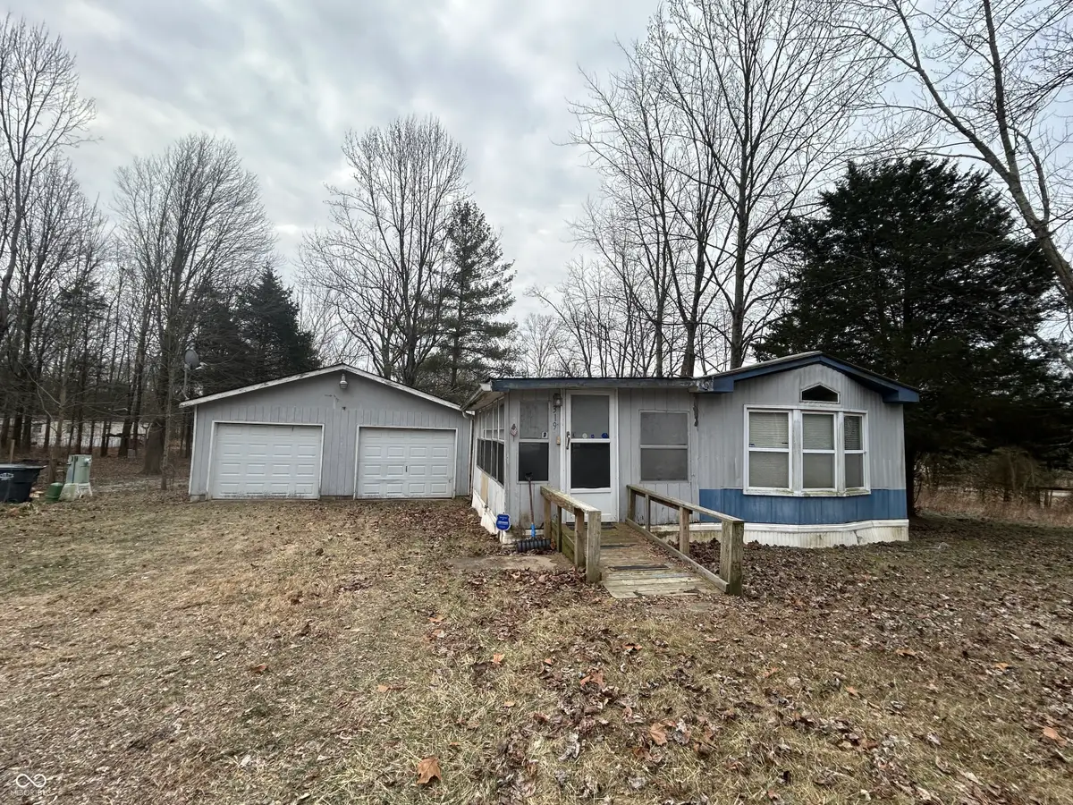 319 Honeylocust Place, North Vernon, IN 47265 - #1