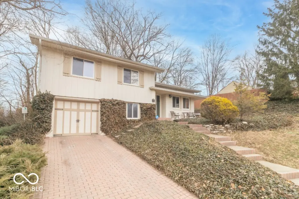 520 Hawthorn Road, New Castle, IN 47362 - Image #1