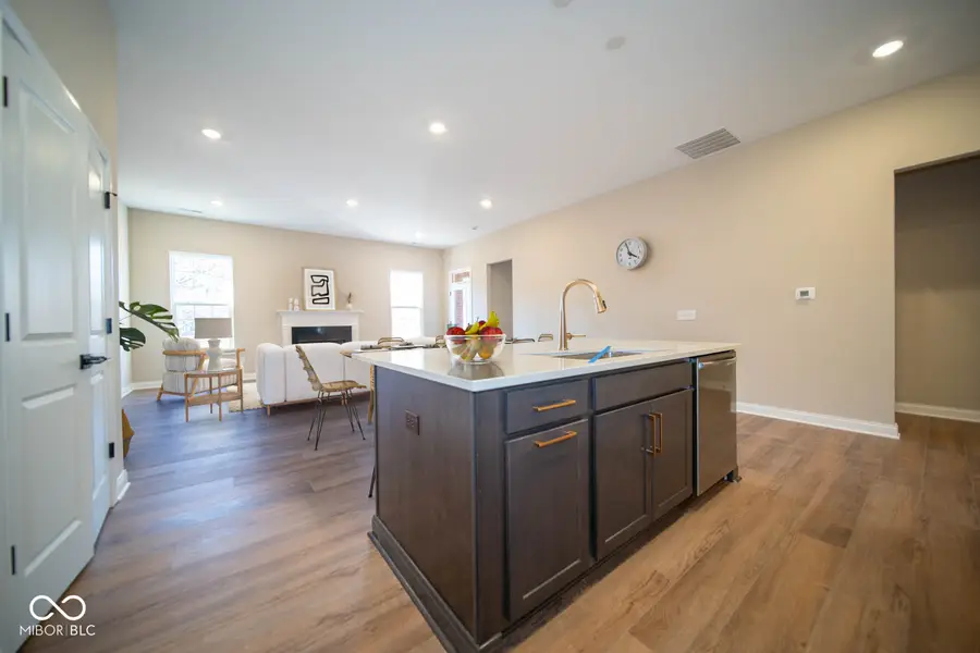 7942 Beaumont Green Place, Indianapolis, IN 46250 - Image #3