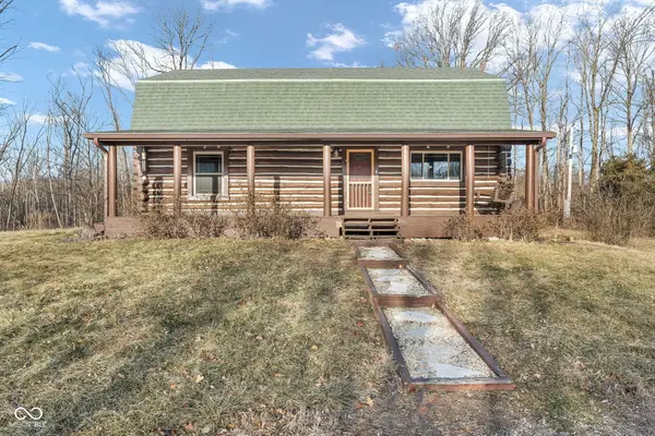 6968 S 300 W, Trafalgar, IN 46181