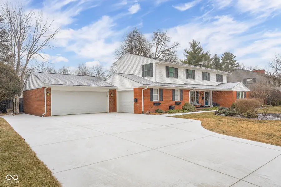 4123 N Riverside Drive, Columbus, IN 47203 - Image #2