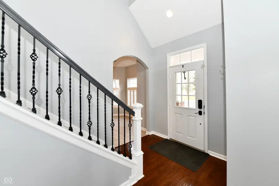 731 Newburg Place, Westfield, IN 46074 - Image #2