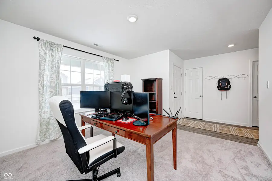 6758 Honeysuckle Way, Pendleton, IN 46064 - #3