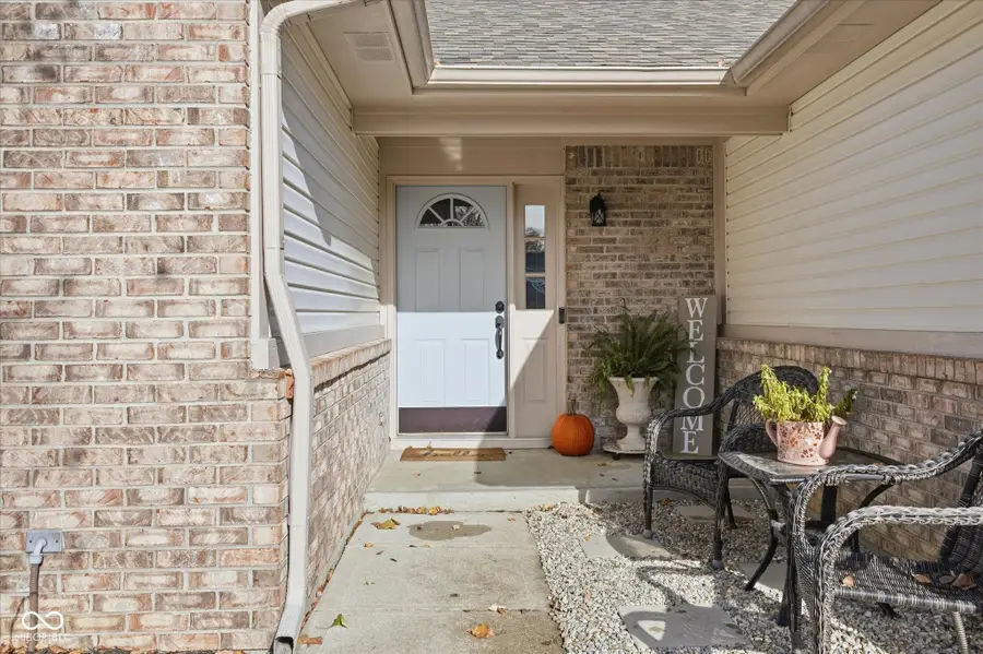 8546 Cressmoor Court, Indianapolis, IN 46234 - Image #2
