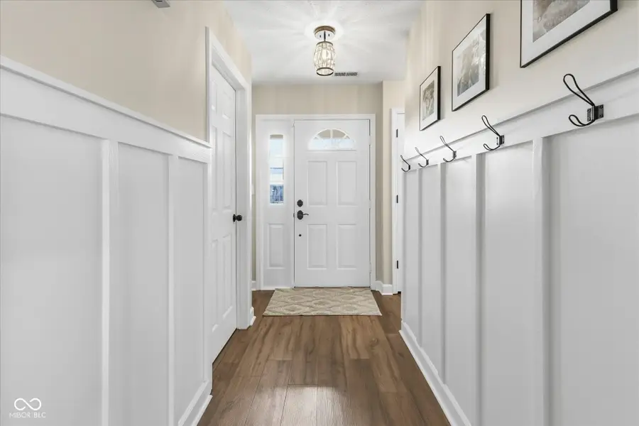 8546 Cressmoor Court, Indianapolis, IN 46234 - Image #3