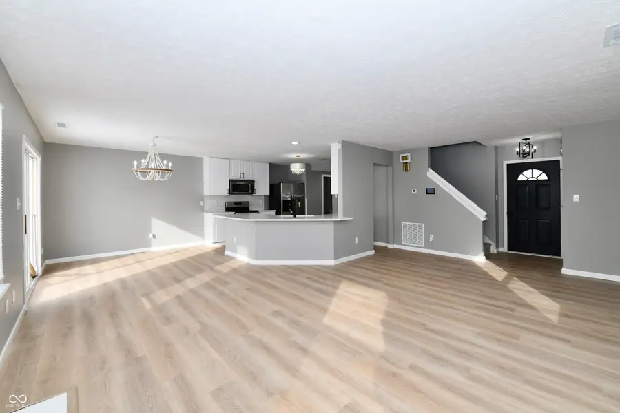 11537 Glenn Abbey Lane, Indianapolis, IN 46235 - Image #3