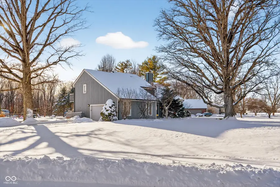 2020 S Oakwood Drive, New Palestine, IN 46163 - #2