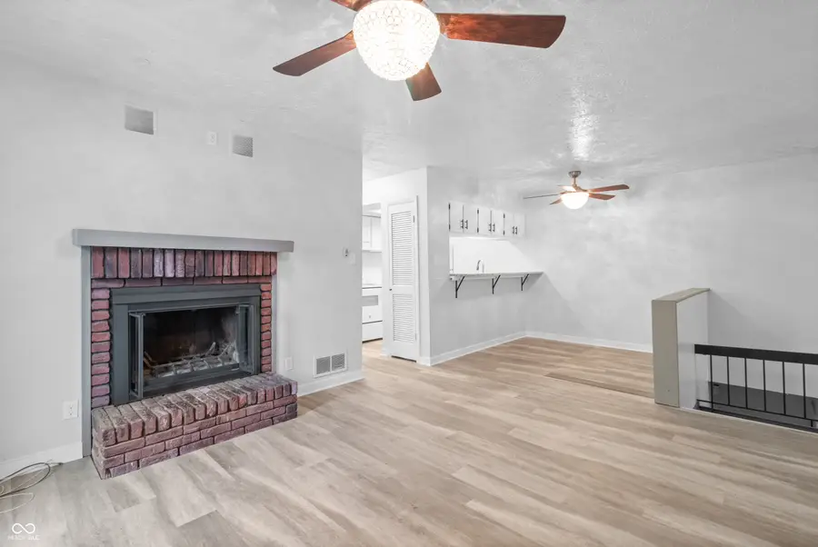 9796 Kingscross Court, Indianapolis, IN 46235 - Image #3