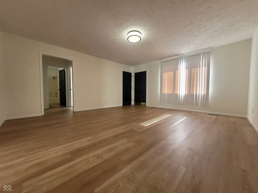 632 N Englewood Drive, Crawfordsville, IN 47933 - Image #2