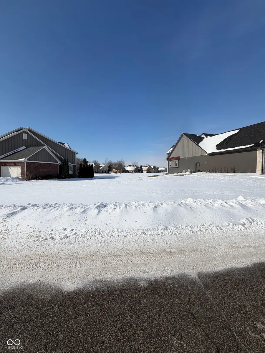 11274 Golden Bear Way, Noblesville, IN 46060 - Image #3