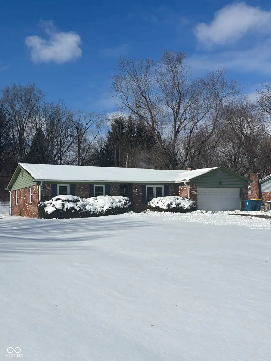 10420 Orchard Park Drive W, Carmel, IN 46280 - Image #2