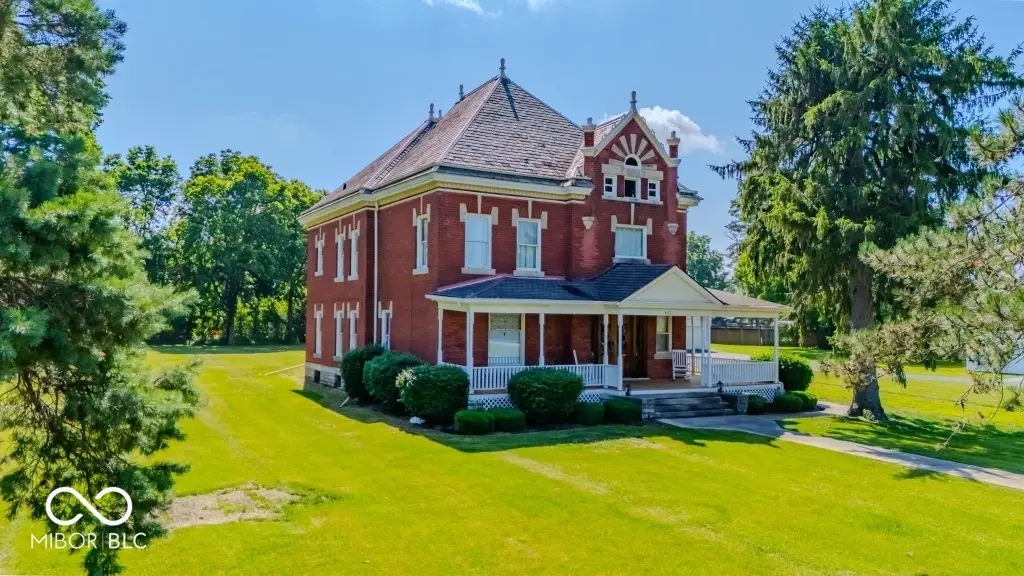 932 N Washington Street, Marion, IN 46952 - #1