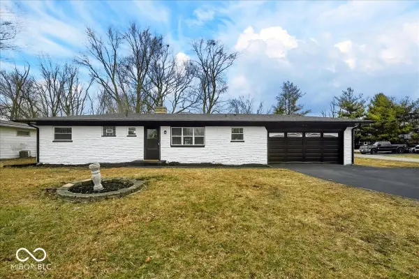 1050 E 106th Street E, Carmel, IN 46280