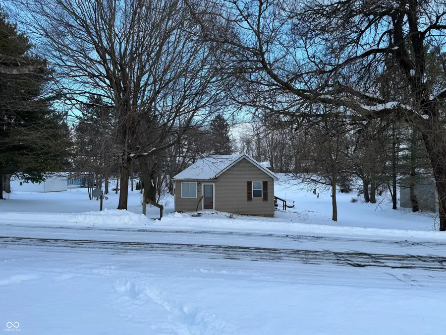 117 S Swain Street, Ingalls, IN 46048 - #3