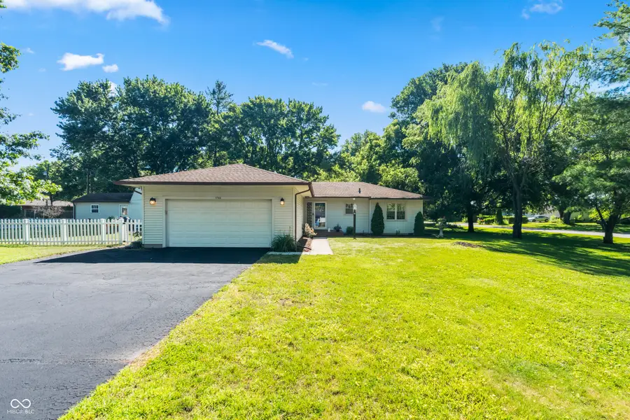 5769 Henderson Drive, Brownsburg, IN 46112 - #2