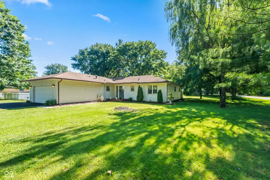 5769 Henderson Drive, Brownsburg, IN 46112 - #3