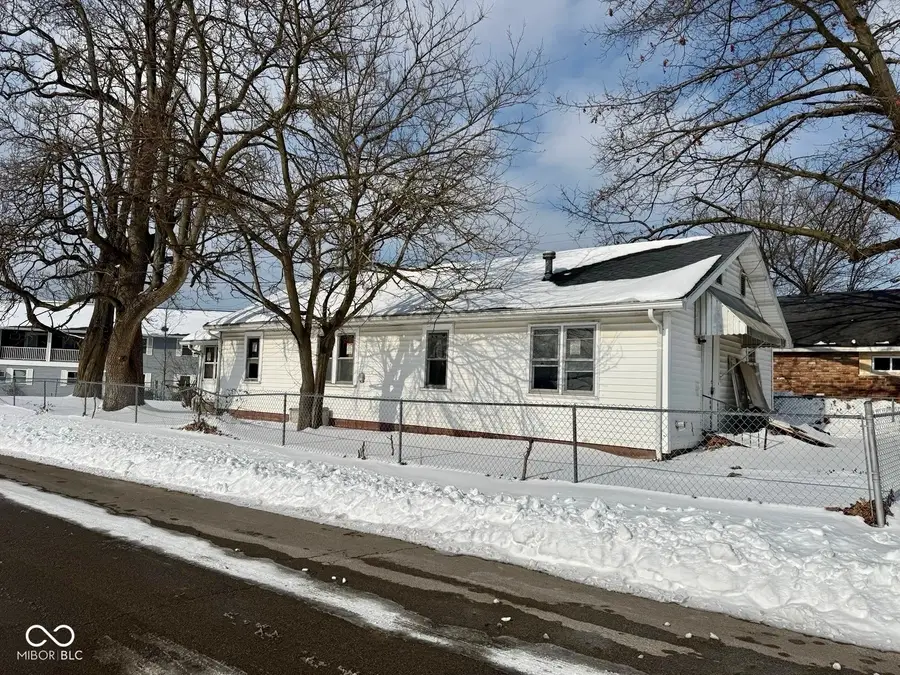 2224 S Hoyt Avenue, Muncie, IN 47302 - #2
