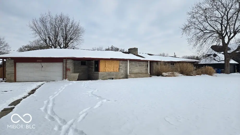 101 East N East Street, Gas City, IN 46933 - #1