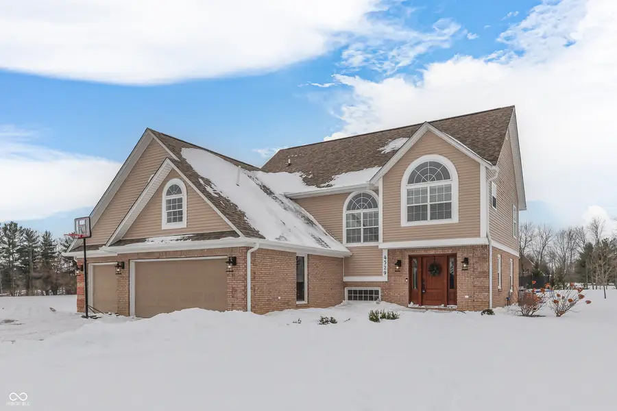 4529 W Private Road 170 N, Shelbyville, IN 46176 - #2