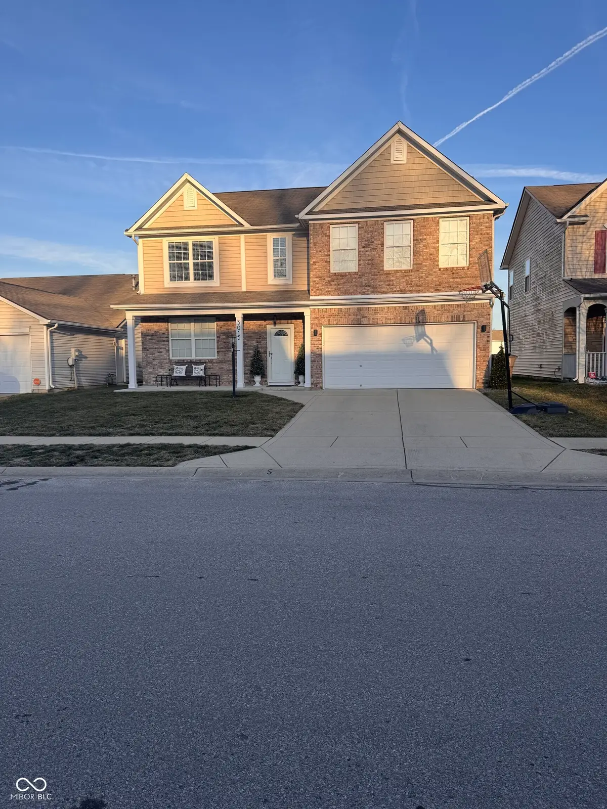 3015 Parkview Drive, Columbus, IN 47201 - #1