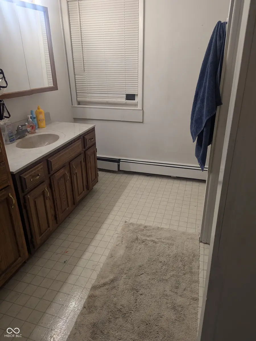 104 N Jackson Street, Gaston, IN 47342 - #3