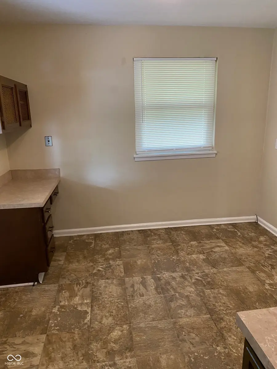 261 S Sheridan Avenue, Indianapolis, IN 46219 - Image #3