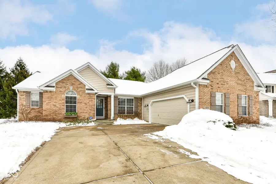 11319 Whitewater Way, Fishers, IN 46037 - Image #2