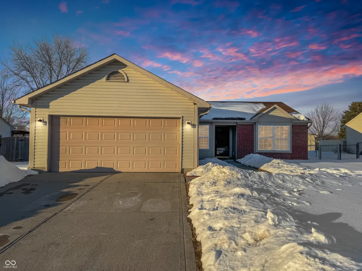 106 Broad Leaf Place, Mooresville, IN 46158 - #1