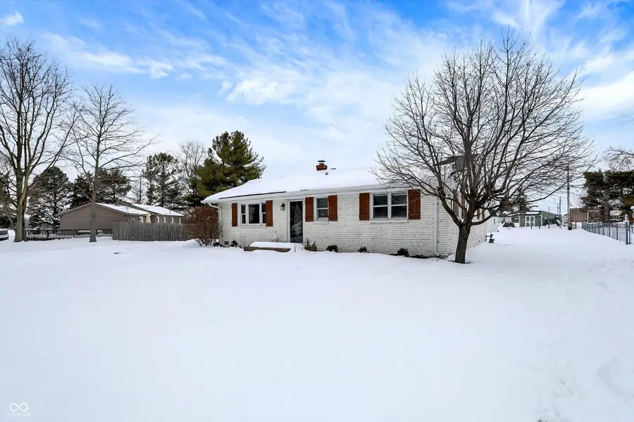 956 W 1085 N, Fountaintown, IN 46130 - #2