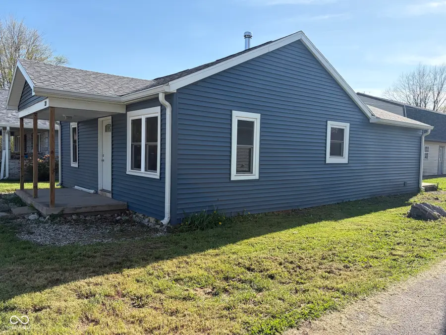 209 S Cory Street, Mooreland, IN 47360 - #3
