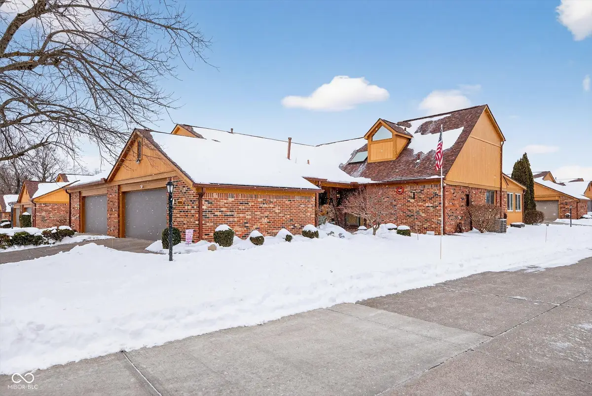 1918 E Summer Place E, Anderson, IN 46012 - #1