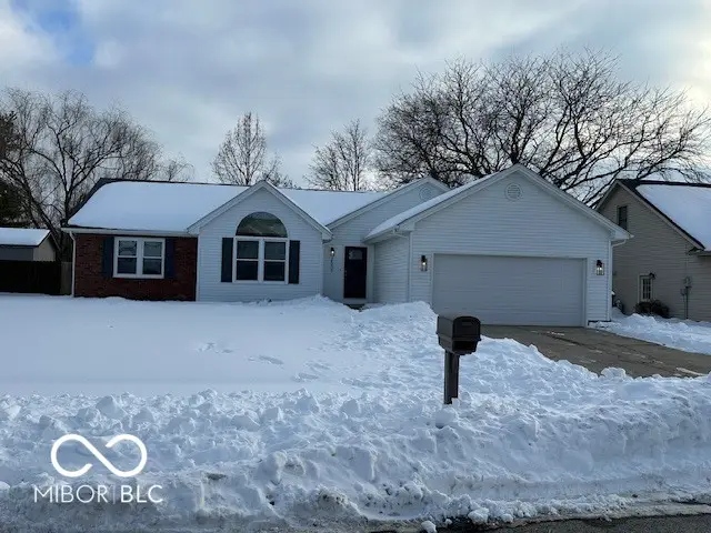 2537 Cedarcrest Drive, Columbus, IN 47203 - #2