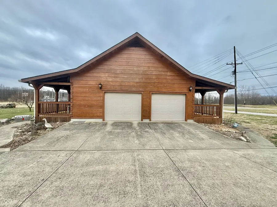 987 W County Road 50 S, Brownstown, IN 47220 - #3