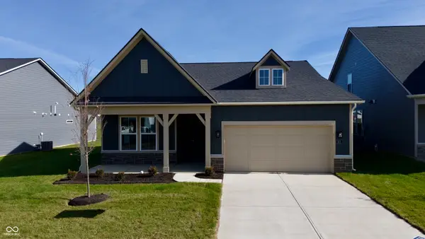 811 Daisy Street, Greenwood, IN 46143