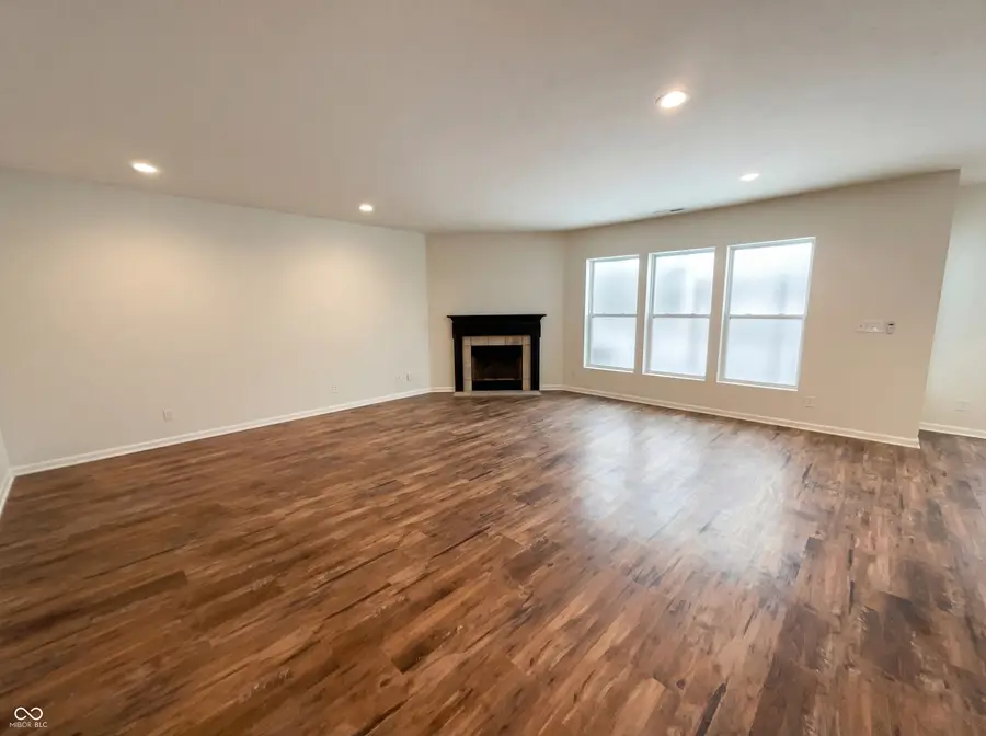 1302 Old Market Square, Greenwood, IN 46143 - #3