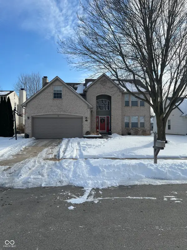 10497 Silver Ridge Circle, Fishers, IN 46038