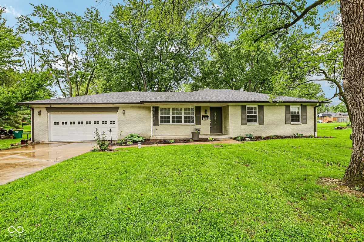 9565 Edgewater Court, Brownsburg, IN 46112 - #1