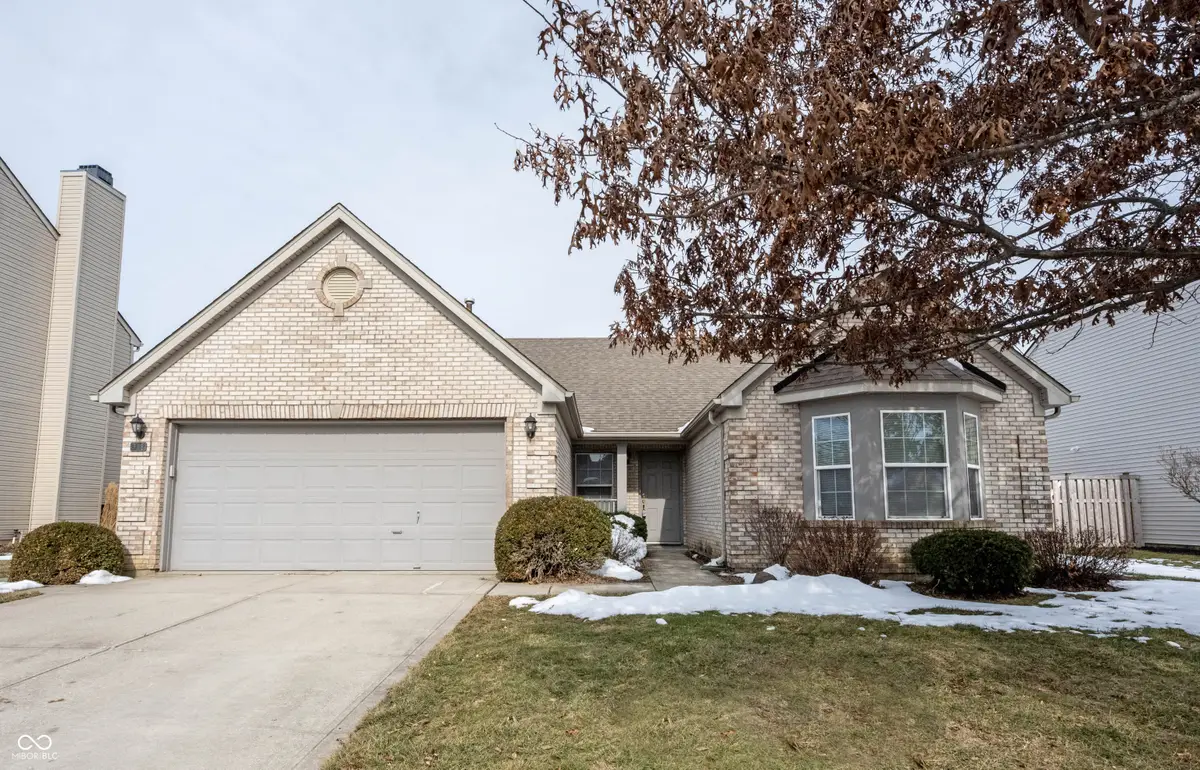 6052 W Bayfront Shores, McCordsville, IN 46055 - #1