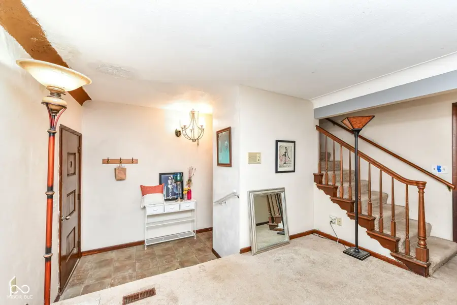 1500 W Mckenzie Road, Greenfield, IN 46140 - #2